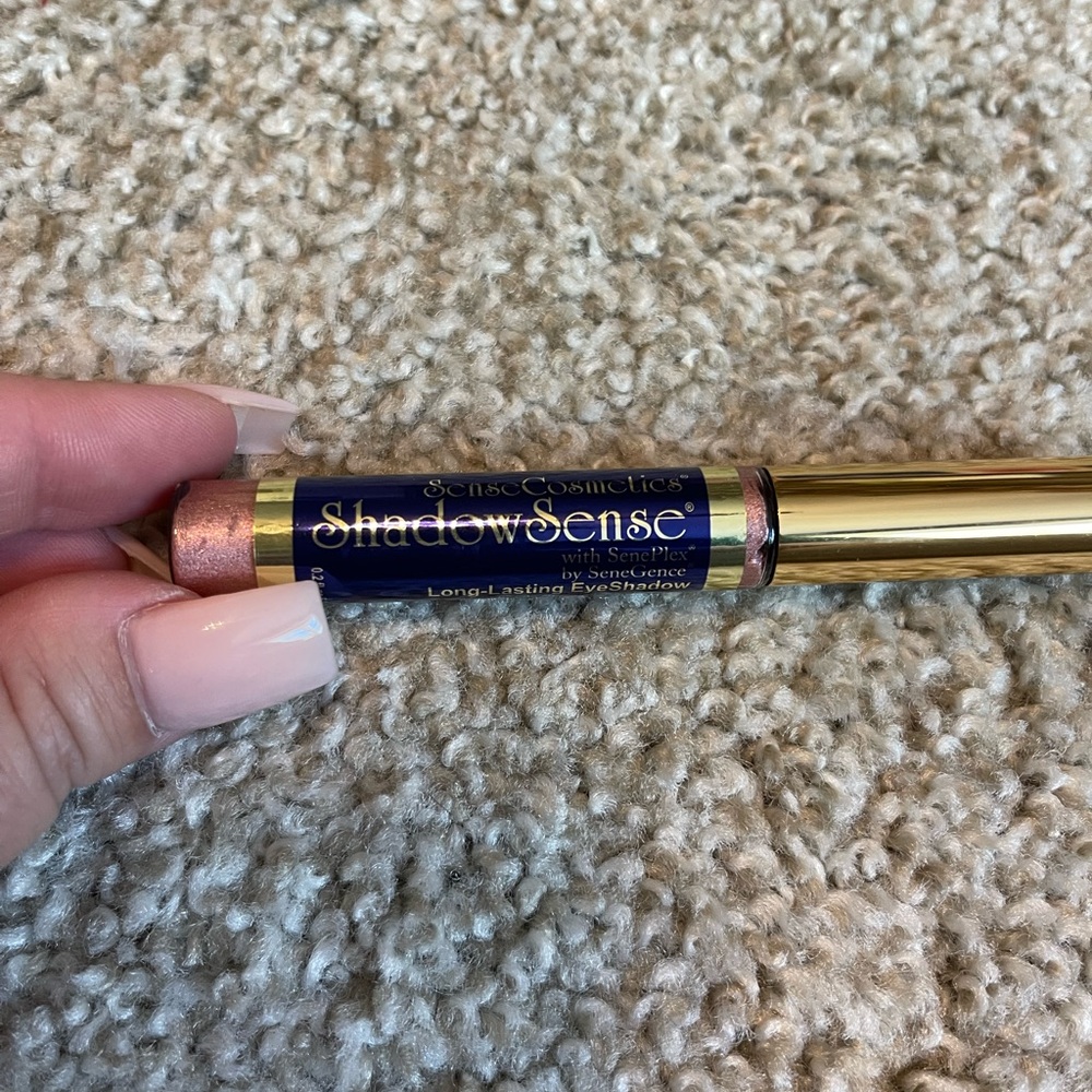 SeneGence ShadowSense Long-Lasting Eyeshadow - Shimmery SHELL GLITTER makeup
